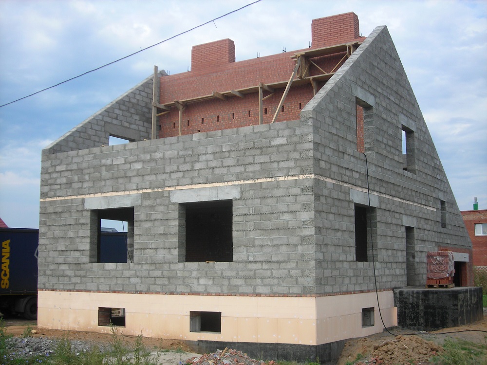 Строительство домов эконом-класса из пеноблоков в Москве